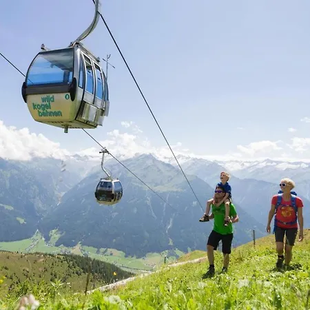 Building Baderhaeusl, Apartment Bramberg am Wildkogel