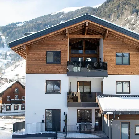 Appartement In Bramberg Near Cable Car *