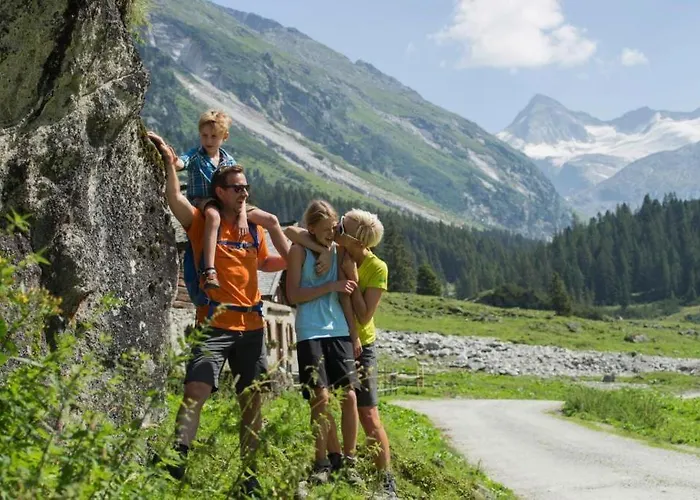 In Bramberg Near Cable Car * برامبرغ ام ويلدكوغه